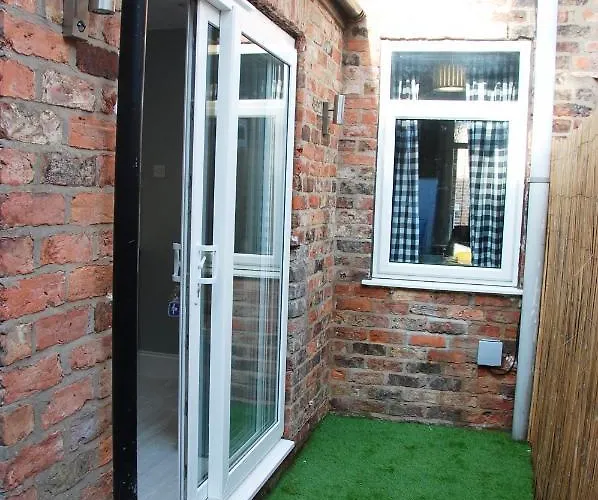 Bishy Road Retreat 別荘 *