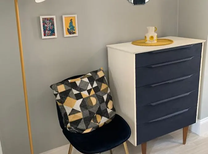 Bishy Road Retreat * ヨーク