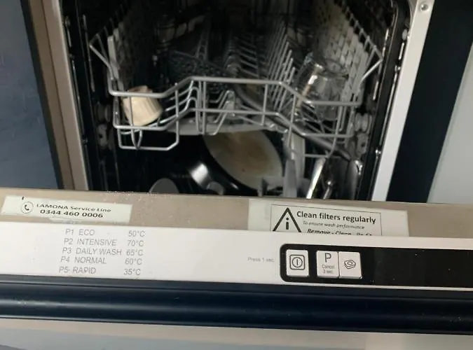 Bishy Road Retreat 別荘 *